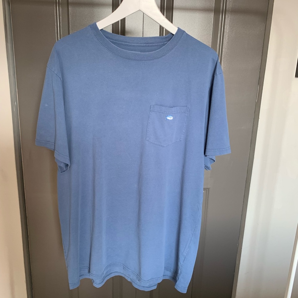 Southern tide pocket tee. Blue. Large